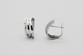 18kt White Gold Earrings