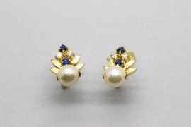 18Kt Yellow Gold Pearl & Gemstone Earrings