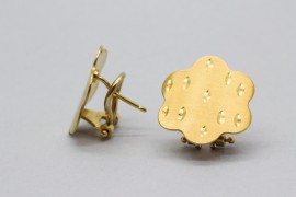 18kt Yellow Gold "Flower" Earrings
