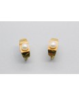 Pendientes en Oro Amarillo de 18 Quilates con Perlas