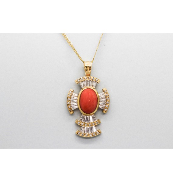 18Kt Yellow Gold Coral & Zircon Pendant