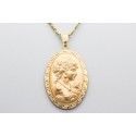 18Kt Yellow Gold Oval Pendant