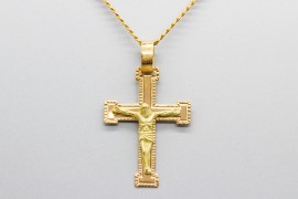 18Kt Yellow Gold Cross Pendant