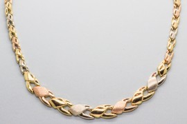 Collar en Oro Tri-Color de 18 Quilates
