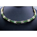 Collar con Esmeraldas y Diamantes en Oro de 18 Quilates
