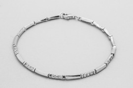 18Kt White Gold Gemstone Bracelet