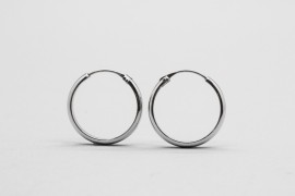 18Kt White Gold Hoop Earrings Measuring 3mm in Thickness