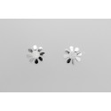 18Kt White Gold Earrings in the Shape of a Flower