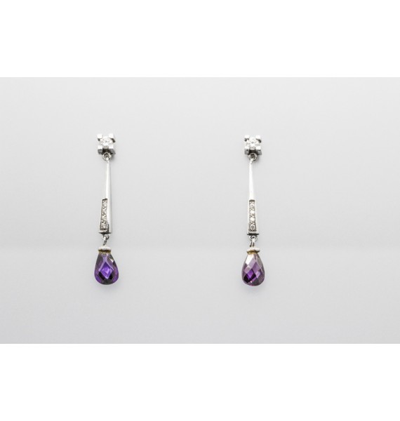 18kt White Gold Gemstone Earrings