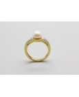18Kt Yellow Gold Ring with a Pearl Centre & Cubic Zirconia