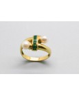 18Kt Yellow Gold Ring Decorated with Pearls and Emeralds