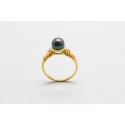 18Kt Yellow Gold Ring with a Pearl Centre and Diamonds