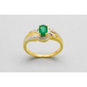 18Kt Yellow Gold Solitaire Ring with an Emerald & Diamonds