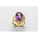 18Kt Yellow Gold Ring with An Amethyst Centre & Diamonds