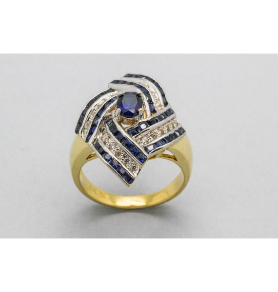18Kt Gold Ring Decorated with Sapphires & Cubic Zirconia