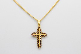18Kt Gold Cross Pendant Decorated with Garnet Gemstones