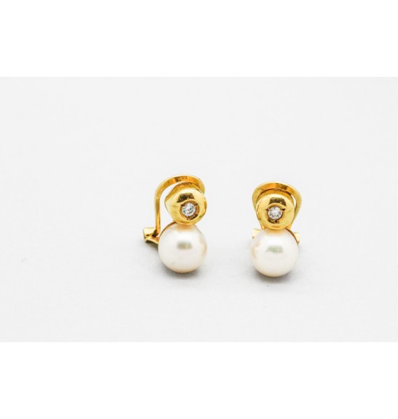 Pendientes en Oro de 18 Quilates con Perlas y Circonitas