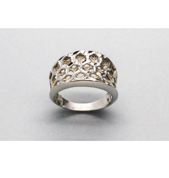 18kt White Gold Ring