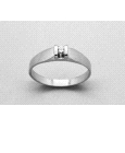 18kt White Gold Solitaire Ring