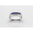 18kt White Gold diamond & Sapphire Ring