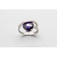 18kt White Gold Amethyst & Zircons Ring