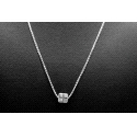 Collar en Oro Blanco de 18 Quilates con un Colgante de Diamantes