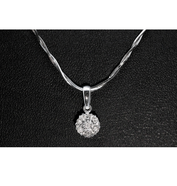 18kt White Gold Diamond Necklace