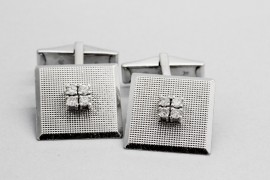 18Kt White Gold Diamond Cuff Links