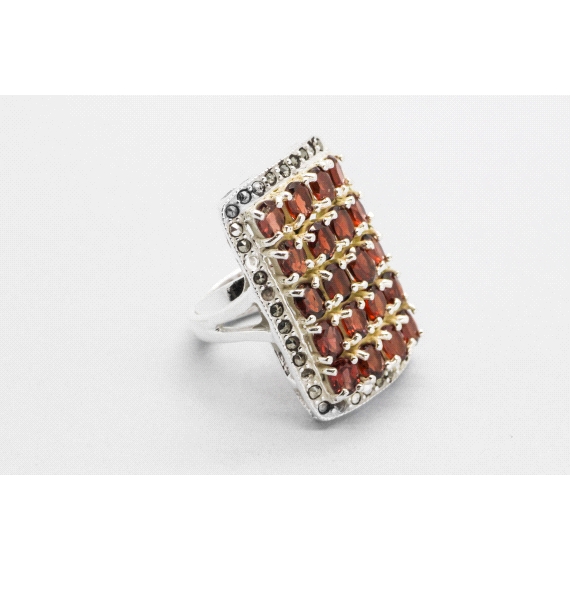 925 Silver Ring with Cyrstals