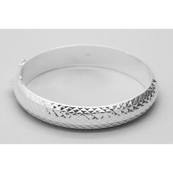 Silver Bangle with a Diamond Cut Design