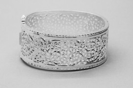 Silver Bangle with a Filligree Design